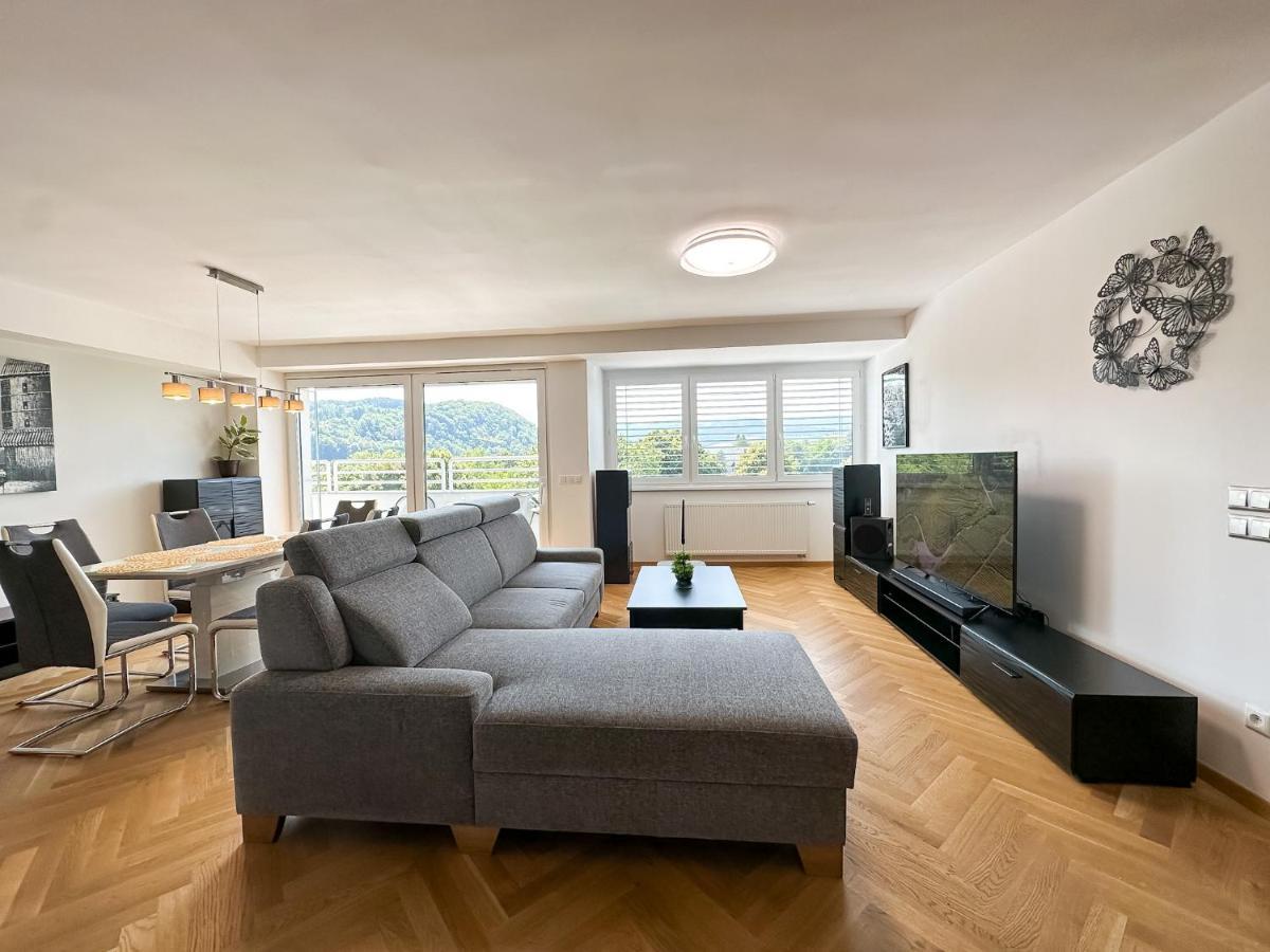 Lux Residence, A/C, Vip Parking, City View Banska Bystrica Exterior photo